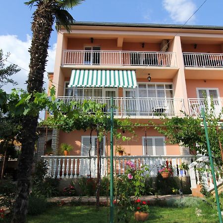 Apartmani Roje Sveti Filip I Jakov Zewnętrze zdjęcie