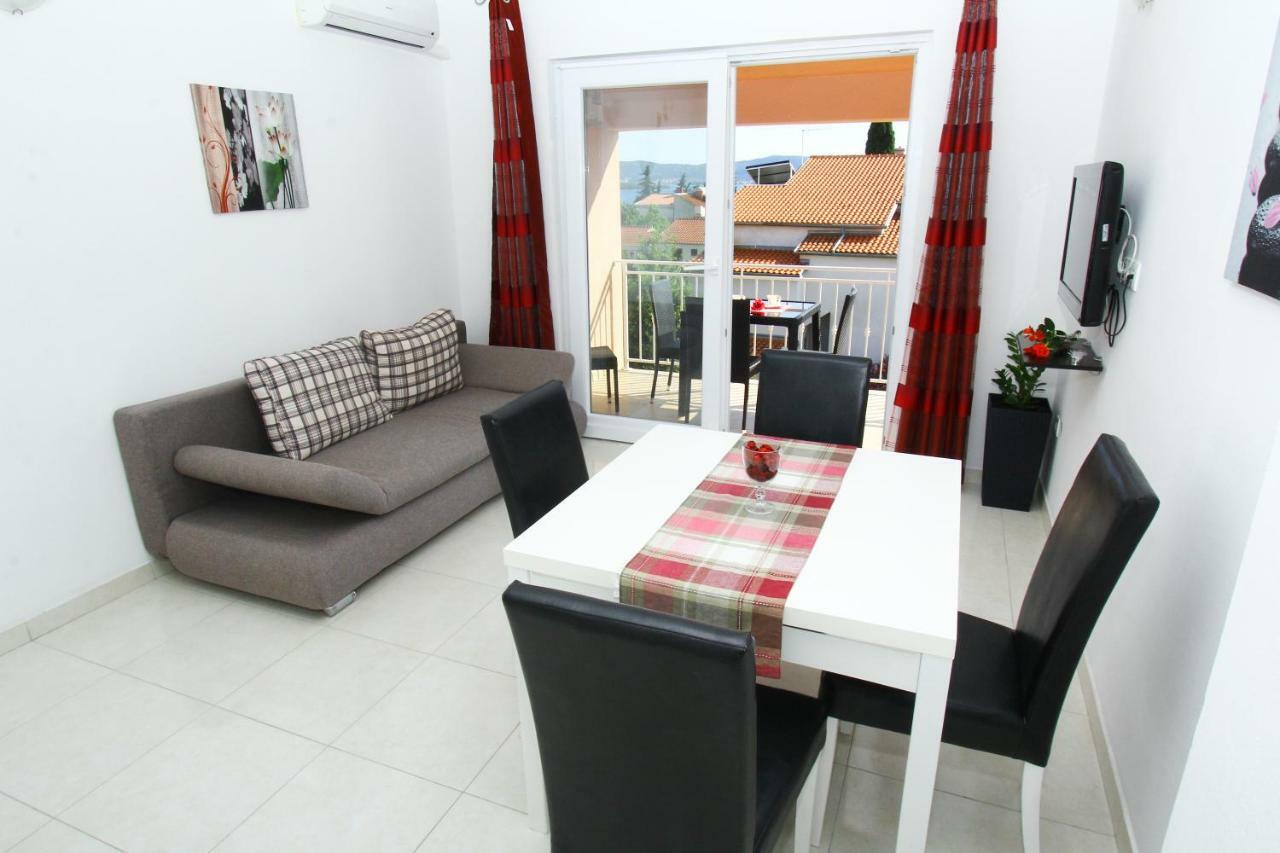 Apartmani Roje Sveti Filip I Jakov Zewnętrze zdjęcie